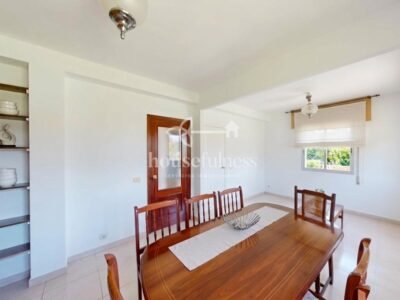 Casa luminosa y lista para entrar a vivir en entorno tranquilo