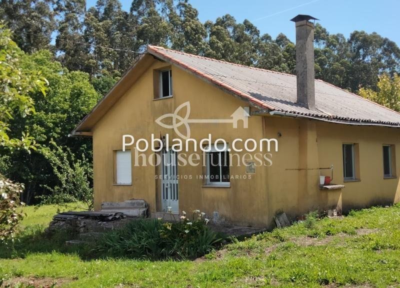 Casa luminosa y lista para entrar a vivir en entorno tranquilo