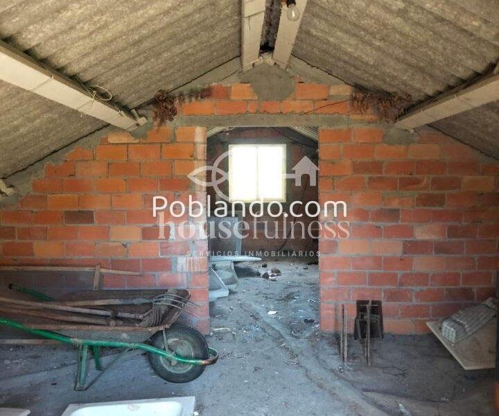 Casa luminosa y lista para entrar a vivir en entorno tranquilo