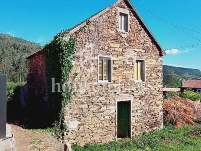 Proyecto de reforma con finca - Cedeira