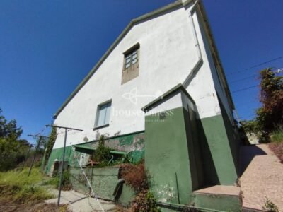 CASA DE PIEDRA DE DOS PLANTAS EN ESMELLE - PARA ENTRAR A VIVIR -