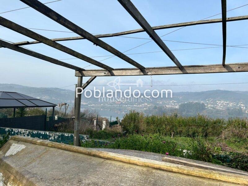 Casa de campo con espectaculares vistas en Canido - PARA REFORMAR -