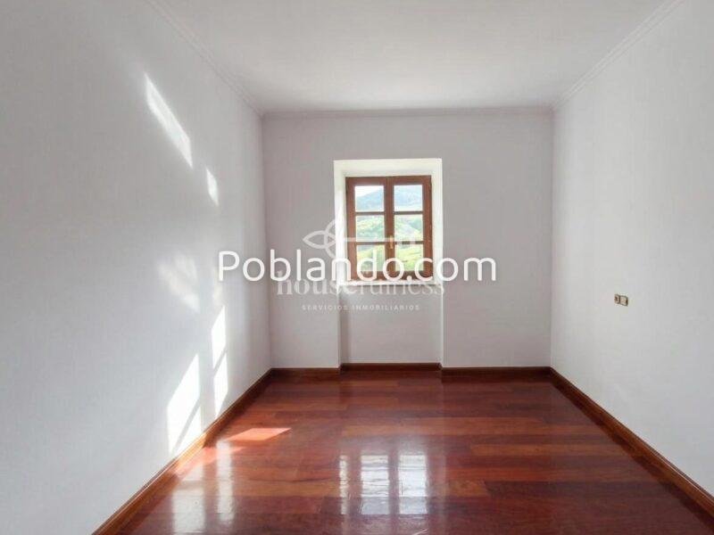 Casa de piedra rehabilitada en Cedeira