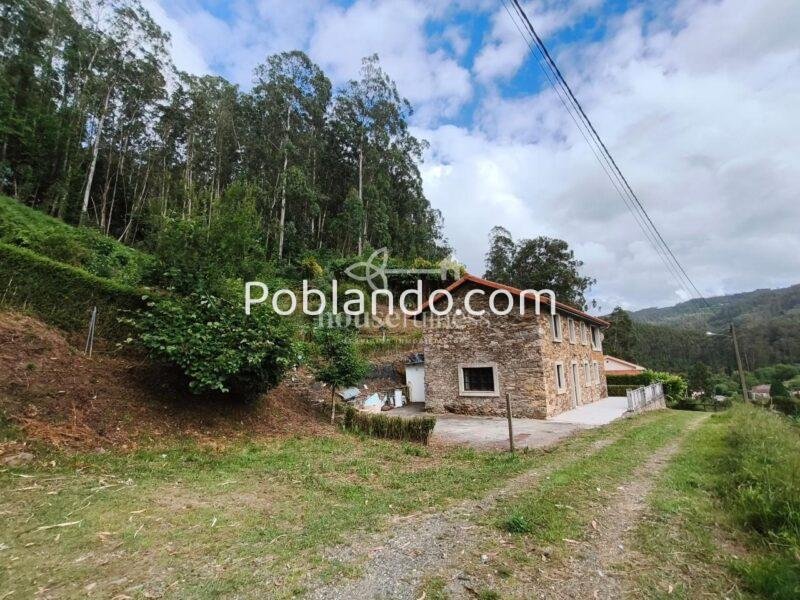 Casa de piedra rehabilitada en Cedeira