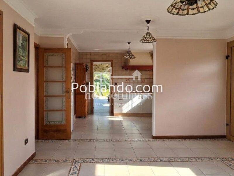Dos viviendas independientes, amplitud y luz en una exclusiva finca de Narón