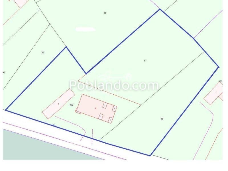 Dos viviendas independientes, amplitud y luz en una exclusiva finca de Narón