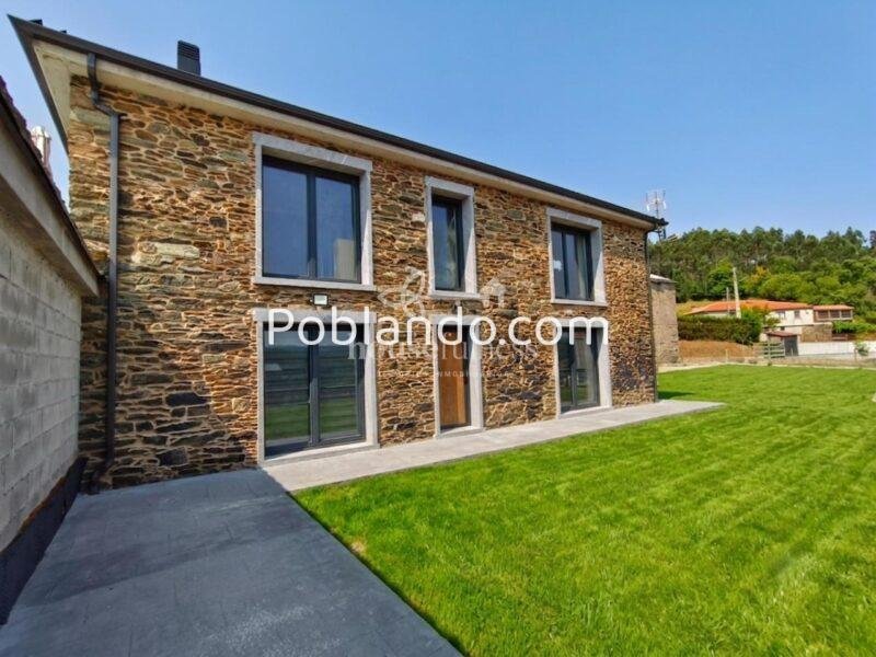 Exclusiva propiedad con finca de 5.840 m², dos viviendas y excelentes vistas en Cerdido (A Coruña)