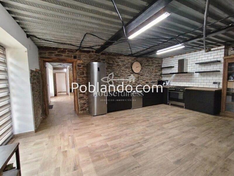 Exclusiva propiedad con finca de 5.840 m², dos viviendas y excelentes vistas en Cerdido (A Coruña)