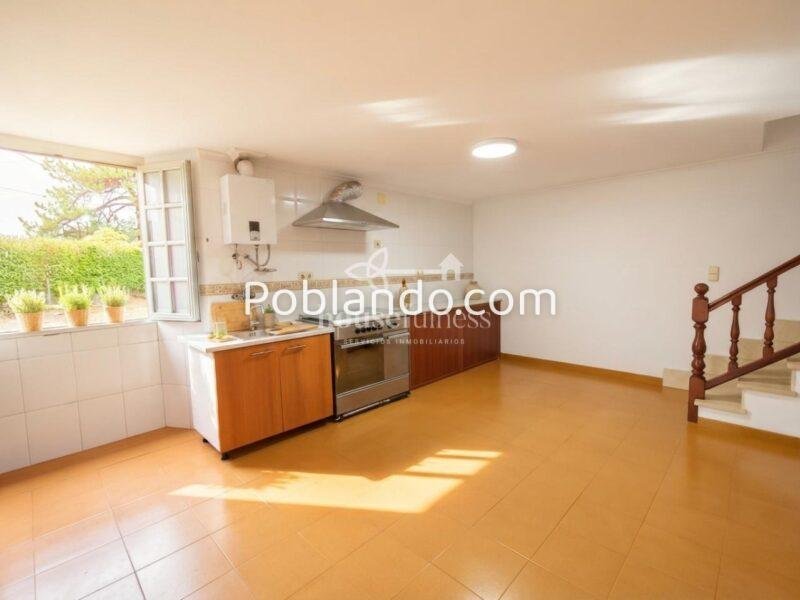 Casa de piedra con vistas al mar y finca de 509 m² en Esmelle, Ferrol