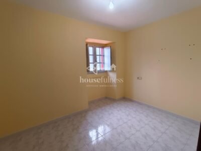 Casa de piedra con vistas al mar y finca de 509 m² en Esmelle, Ferrol