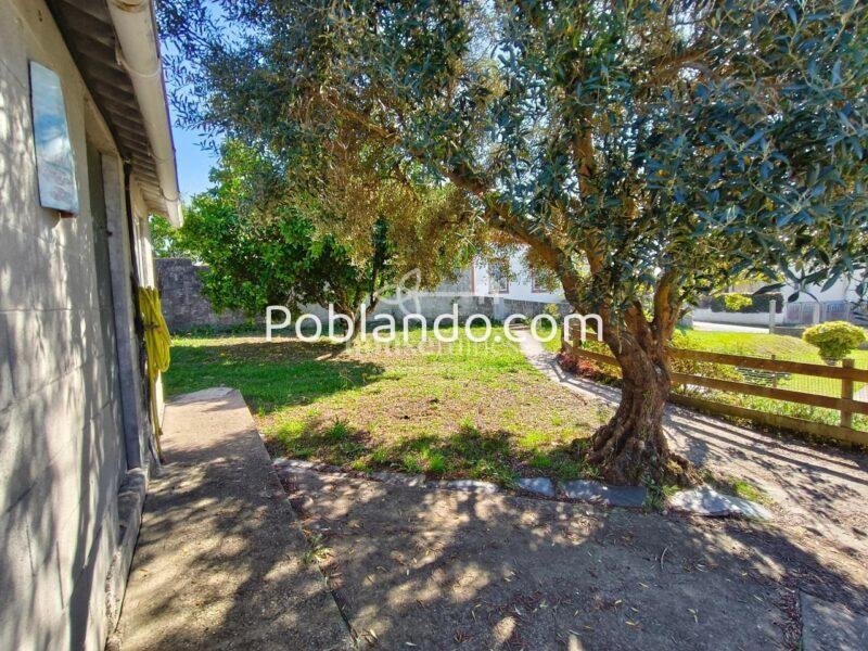 CHALET CON DOS VIVIENDAS INDEPENDIENTES, JARDÍN Y VISTAS AL MAR EN FENE