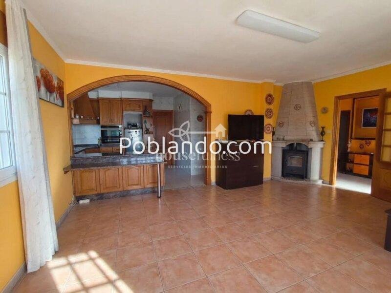 CHALET CON DOS VIVIENDAS INDEPENDIENTES, JARDÍN Y VISTAS AL MAR EN FENE