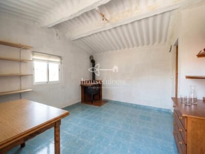 CHALET CON DOS VIVIENDAS INDEPENDIENTES, JARDÍN Y VISTAS AL MAR EN FENE