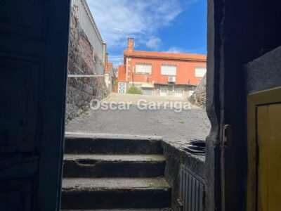 SE VENDE CASA EN REGUEIRO - BOBORÁS (OURENSE)