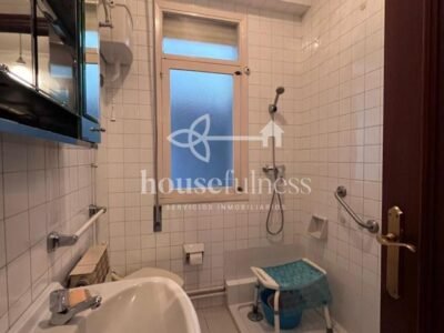 TU NUEVO HOGAR EN FREIXEIRO: COMODIDAD, ESPACIO Y UBICACIÓN PERFECTA