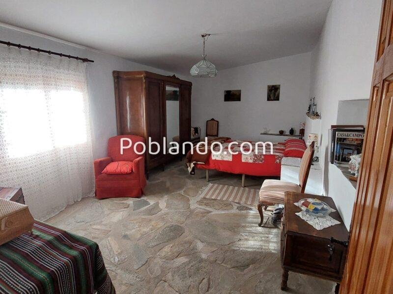 Finca rústica con cortijo y 46,61 ha en el Parque Natural Sierra de Baza