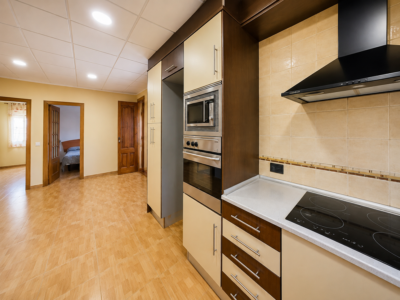 Dos casas con piscina una finca de 274 m² construidos, en el Valle de Aguas Vivas. Alzira, Valencia.