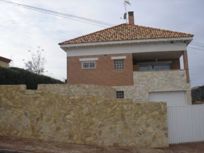 Chalet independiente en Trijueque (Urb. Mirador del Cid). Vive sin factura de luz