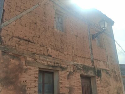 Casa con gran potencial en villa medieval de Soria - Rejas de San Esteban - Calle Amargura 62