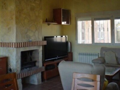 Chalet independiente en Trijueque (Urb. Mirador del Cid). Vive sin factura de luz
