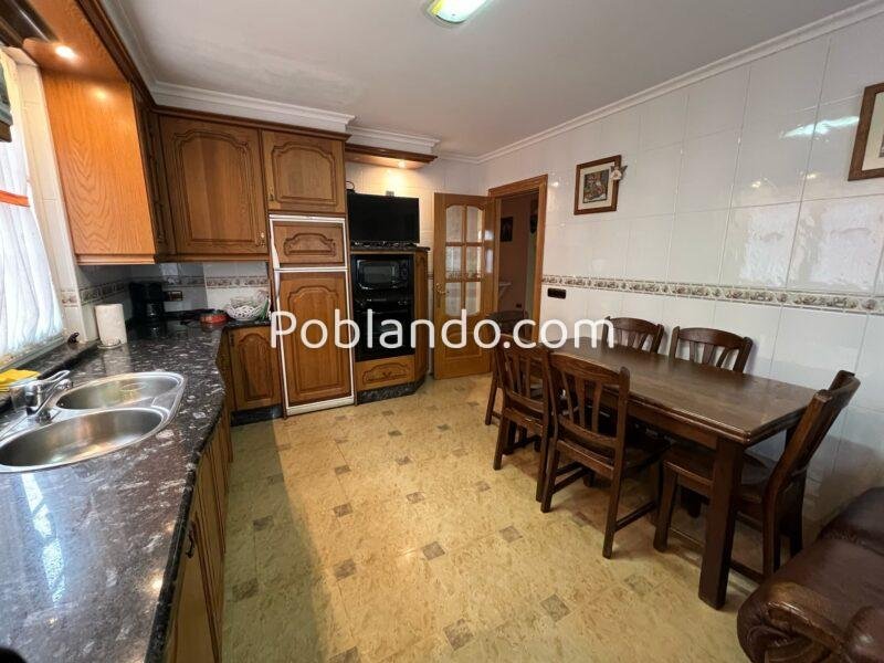 Venta chalet, casa y jardín