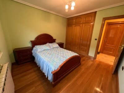 Venta chalet, casa y jardín