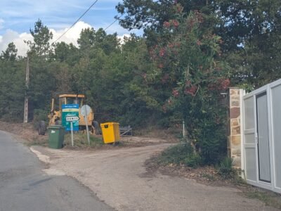 Vendo casa a reformar viene con una cabarca de piedra en ruinas y dos terrenos de unos 3000 metros tiene luz agua y un pozo de agua todo a reformar o esta habitable