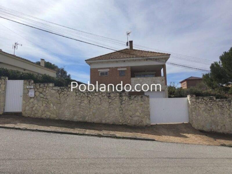 Chalet independiente en Trijueque (Urb. Mirador del Cid). Vive sin factura de luz