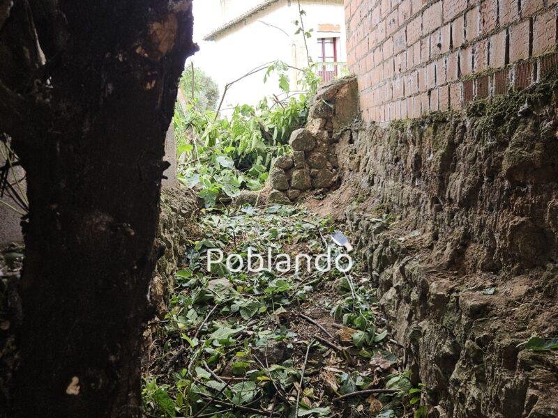 Casa de pueblo de 180 m² para rehabilitar con anexo en Villaseca de Henares