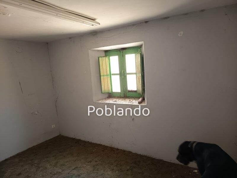 Casa de pueblo de 180 m² para rehabilitar con anexo en Villaseca de Henares