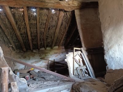 Casa de pueblo de 180 m² para rehabilitar con anexo en Villaseca de Henares
