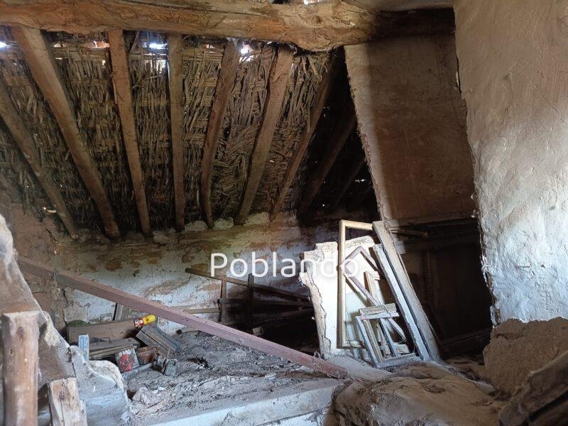 Casa de pueblo de 180 m² para rehabilitar con anexo en Villaseca de Henares