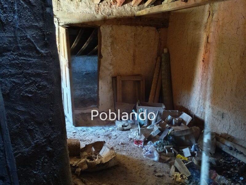 Casa de pueblo de 180 m² para rehabilitar con anexo en Villaseca de Henares
