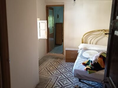Casa de pueblo de 180 m² para rehabilitar con anexo en Villaseca de Henares