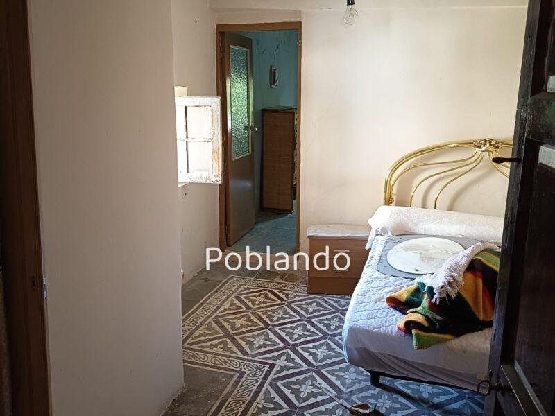 Casa de pueblo de 180 m² para rehabilitar con anexo en Villaseca de Henares