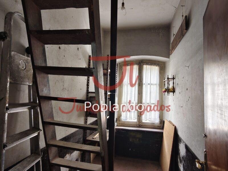PISO CON HISTORIA