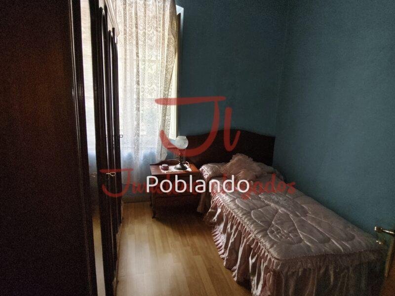 PISO CON HISTORIA