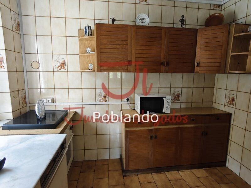 PISO CON HISTORIA
