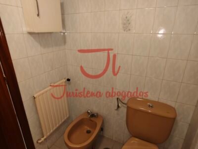 PISO DE 3 HABITACIONES CON ASCENSOR EN LENA
