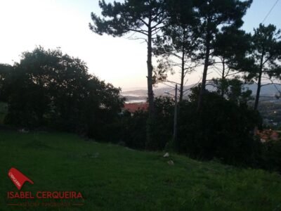 TERRENO EDIFICABLE CON VISTAS AL MAR EN BELESAR - BAIONA