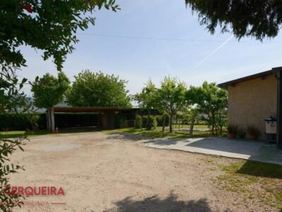 TU HOGAR EN EL BAIXO MIÑO: CASA EN UNA PLANTA CON PISCINA Y AMPLIOS ESPACIOS