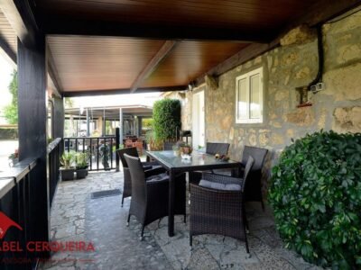TU HOGAR EN EL BAIXO MIÑO: CASA EN UNA PLANTA CON PISCINA Y AMPLIOS ESPACIOS
