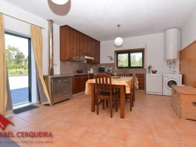 GRAN VIVIENDA EN VALENÇA CON 6.000 m² DE TERRENO - IDEAL PARA CASA RURAL