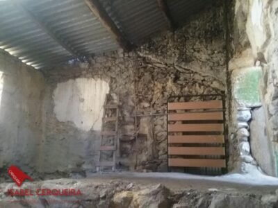CASA DE PIEDRA A RESTAURAR - A POCOS METROS DEL CENTRO DE A GUARDA
