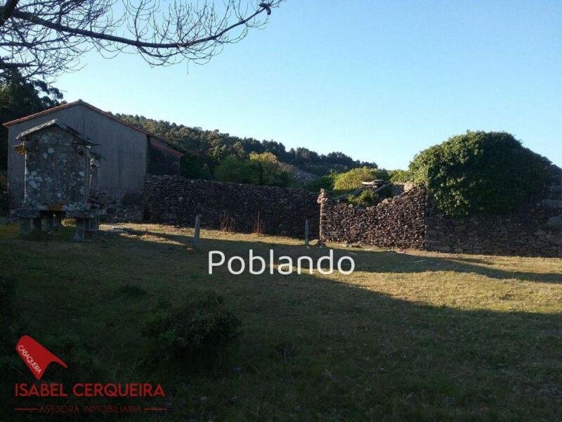 CASA HISTÓRICA DE 1900 EN OIA - 312 m² SOBRE UNA FINCA DE 5.769 m²