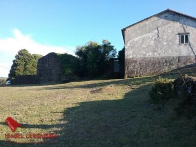 CASA HISTÓRICA DE 1900 EN OIA - 312 m² SOBRE UNA FINCA DE 5.769 m²