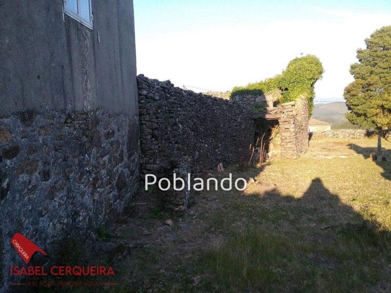 CASA HISTÓRICA DE 1900 EN OIA - 312 m² SOBRE UNA FINCA DE 5.769 m²
