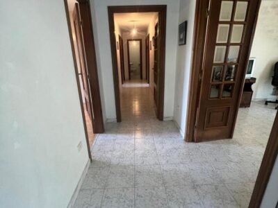 VIVIENDA IDEAL PARA FAMILIAS QUE BUSCAN ESPACIO, JARDÍN Y TODAS LAS POSIBILIDADES DE PERSONALIZACIÓN, CON UNA PARCELA DE MÁS DE 2.600 M²