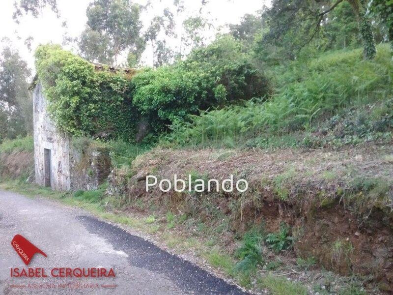 TERRENO DE 2.150 M² CON 600 M² EDIFICABLES Y CASA DE PIEDRA PARA RESTAURAR - ENCANTO GALLEGO Y GRANDES POSIBILIDAD