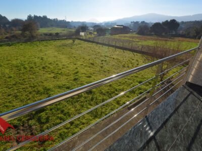 GRAN CHALET EN O ROSAL - ESPACIO, CALIDAD Y UBICACIÓN PRIVILEGIADA.